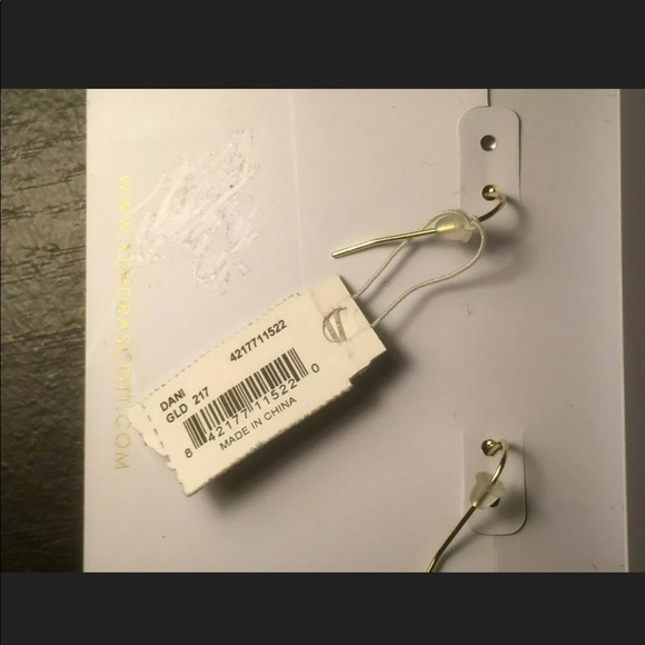 NWT KENDRA SCOTT Dani 14kGold Drops-Ivory Pearl - Picture 5 of 5